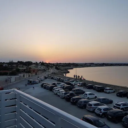 Sea House Marzamemi